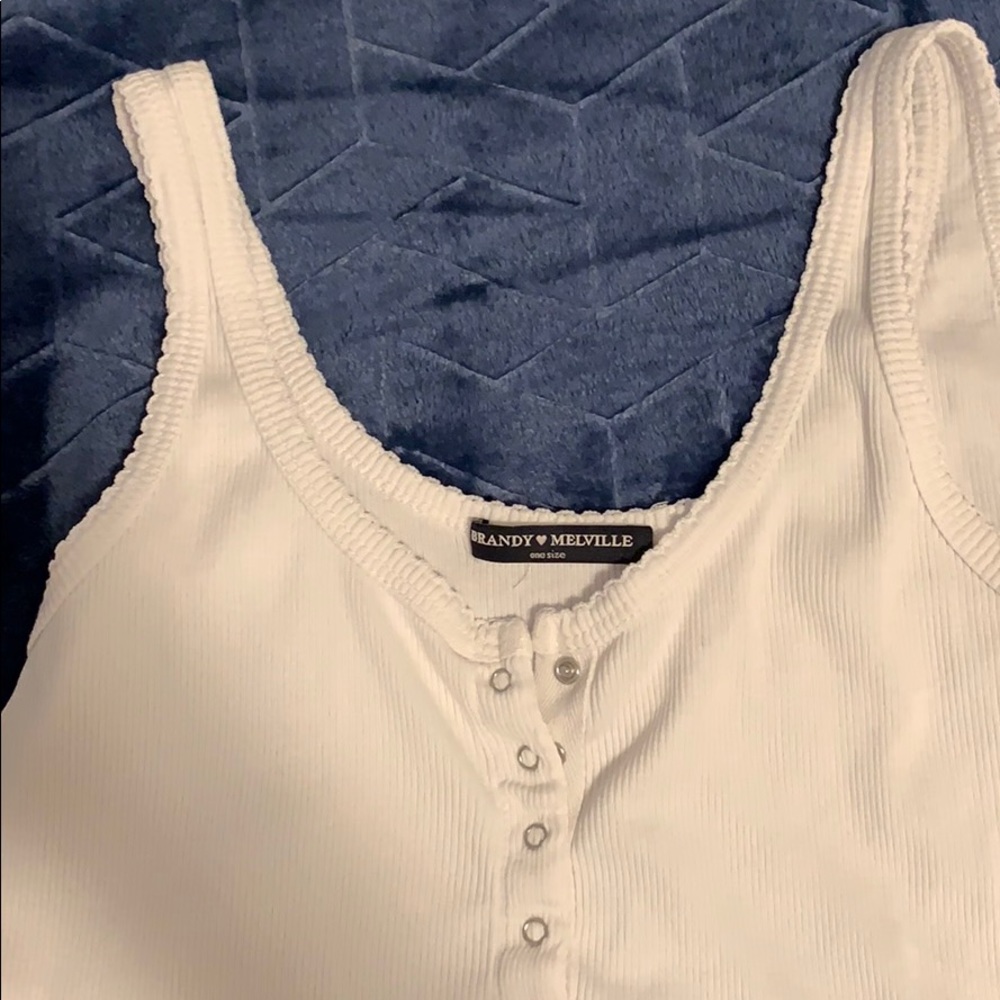 NWOT Brandy Melville Ribbed Tank